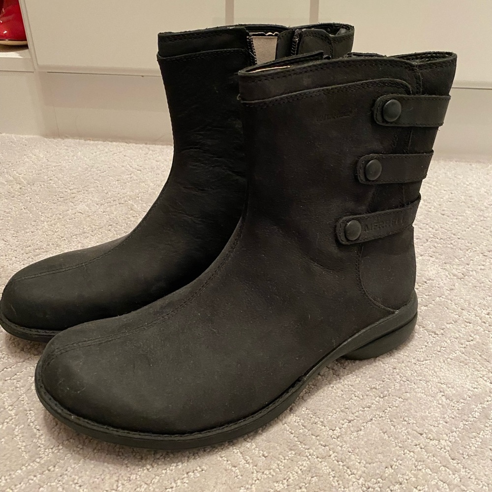 Merrell size 8 brand new without box